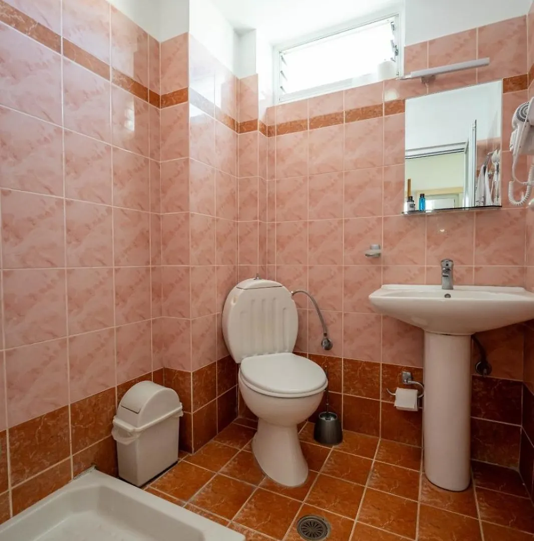 فندق Classic Rooms ساراندا