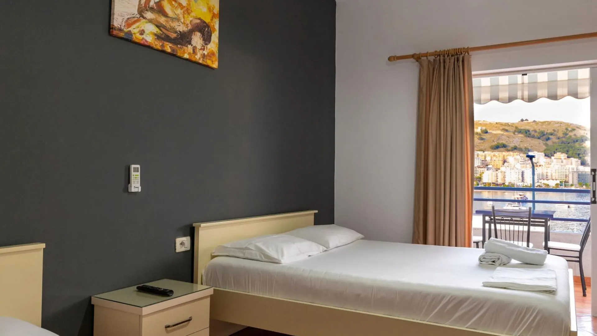 Classic Rooms ساراندا ألبانيا